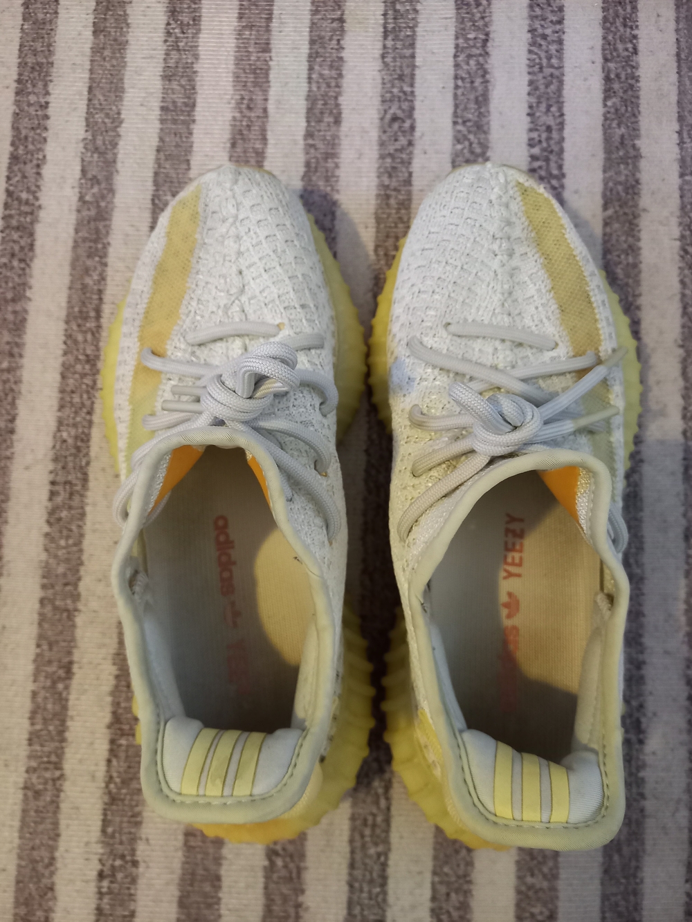 Adidas Yeezy Boost 350 V2 'Light'